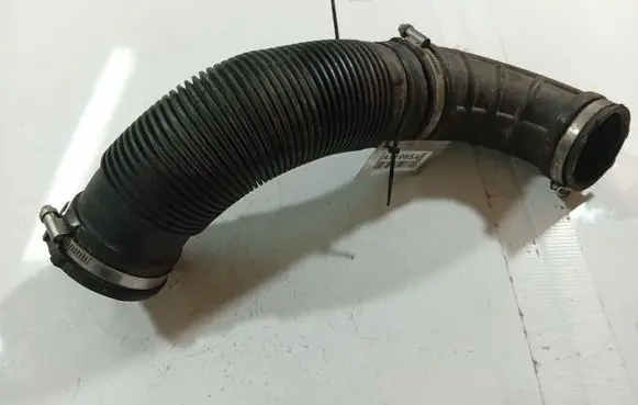 Opel Astra J Air intake hose/pipe 1039901s01