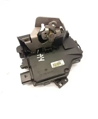Audi A4 S4 B6 8E 8H Rear door lock 8E0839016C PA66304