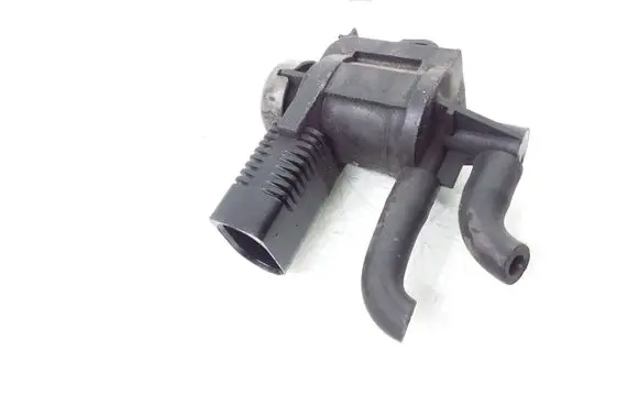 Volkswagen PASSAT B7 Vacuum valve 1K0906283A
