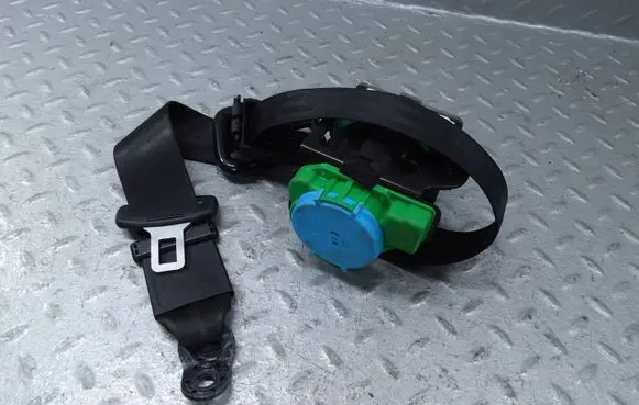 Audi TT TTS Mk2 Front seatbelt 8J8857705D
