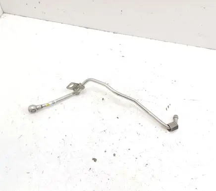Volkswagen Caddy Turbo turbocharger oiling pipe/hose 04L145771J