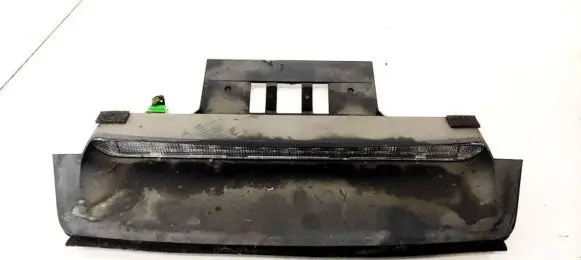 Volvo V70 Third/center stoplight 8641732