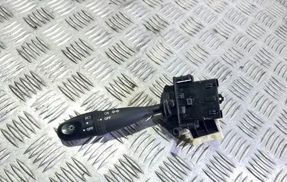 Suzuki Grand Vitara II Indicator stalk 173744