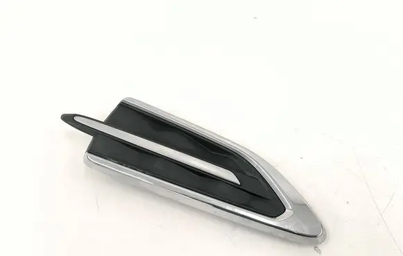 Ford Escape III Fender trim (molding) GJ5416C217AC