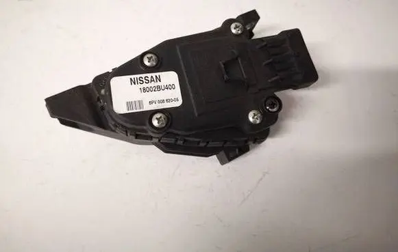 Nissan Almera Tino Accelerator throttle pedal 18002BU400