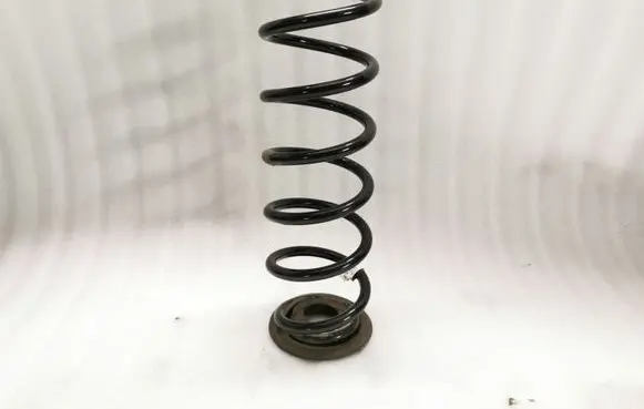 Volkswagen Golf VII Rear coil spring 5Q0511115