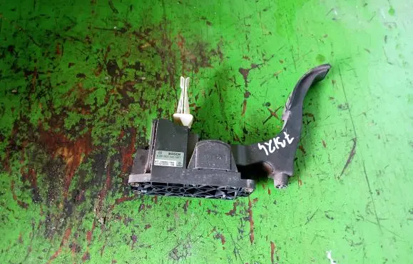 Seat Toledo II (1M) Accelerator throttle pedal 1J1721503K