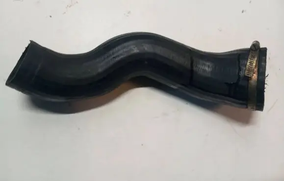 Volvo V70 Intercooler hose/pipe 30680218