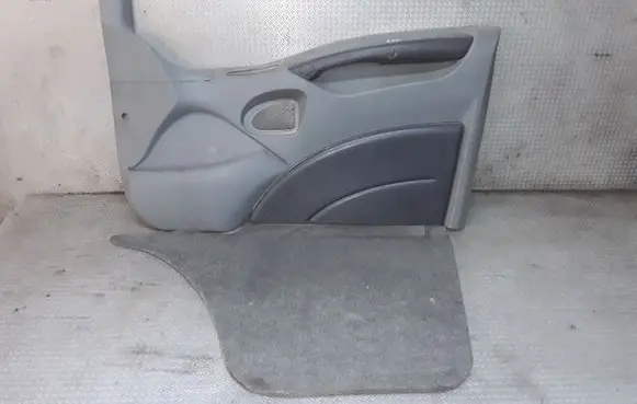Iveco Daily 35.8 - 9 Front door card panel trim 3802077KZ