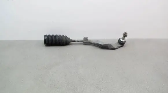 BMW 1 F40 Steering tie rod 32105A018D0
