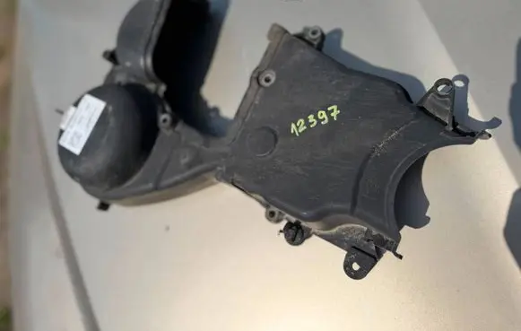 Ford Focus Timing belt guard (cover) BM5G6P073E