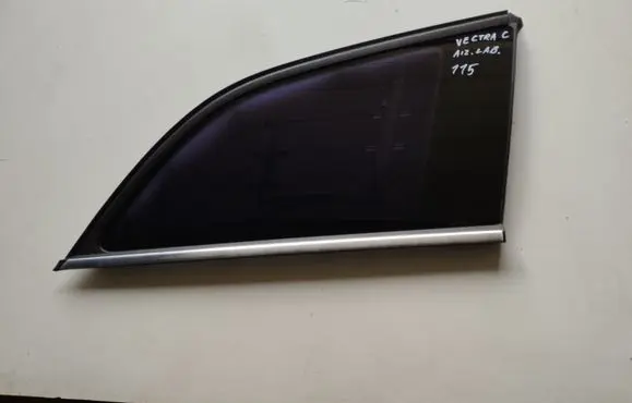 Opel Vectra C Rear side window 244698 43R00081