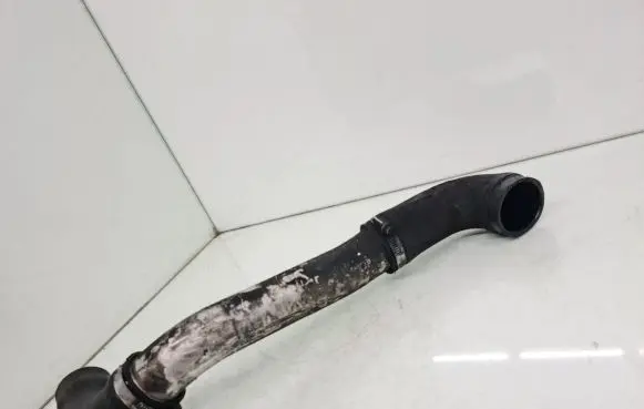 BMW 5 E39 Intercooler hose/pipe