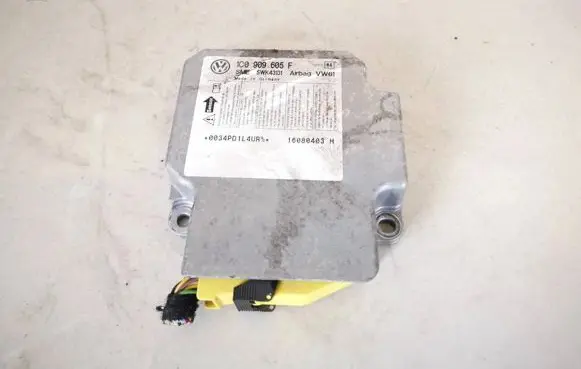 Skoda Fabia Mk2 (5J) Airbag control unit/module 1c0909605f 5wk43131