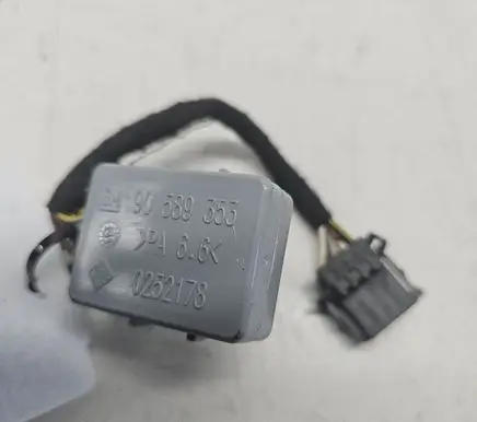 Opel Vectra C Seat heating relay 90589353