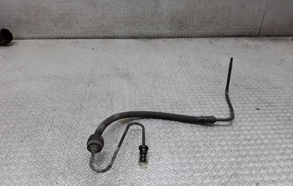 Volkswagen Jetta V Clutch pipe/line 
