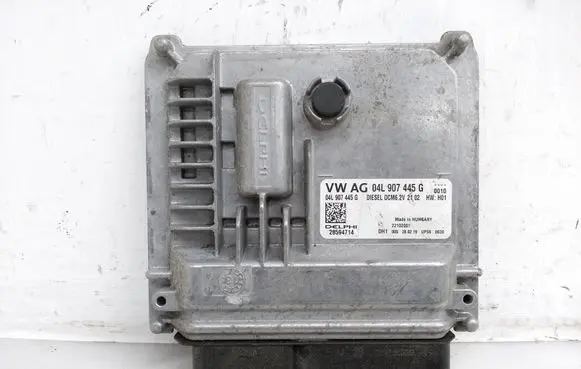 Skoda Octavia Mk3 (5E) Engine control unit/module 04L907445G 28594714