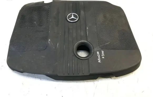 Mercedes-Benz C W204 Engine cover (trim) K3111