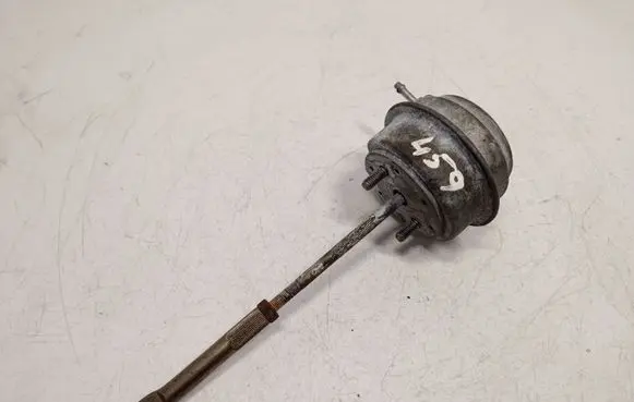 BMW 7 F01 F02 F03 F04 Turbo system vacuum part 