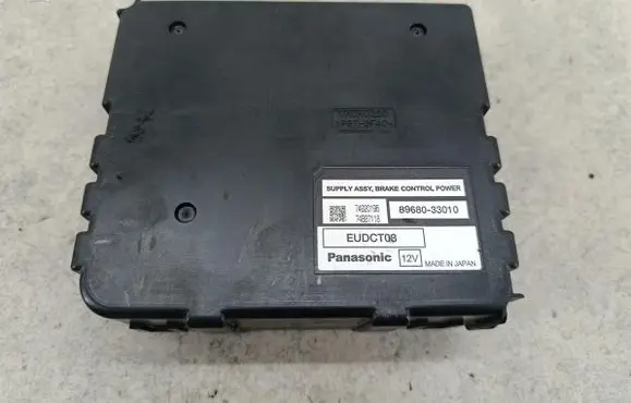 Toyota Prius (NHW20) Brake system control unit/module 8968033010