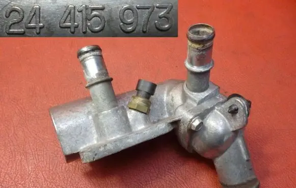 Thermostat/thermostat housing