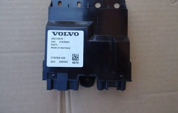 Volvo XC60 Tailgate/trunk control unit/module 32214270 31676624