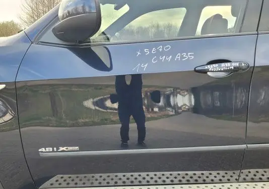 BMW X5 E70 Front door 