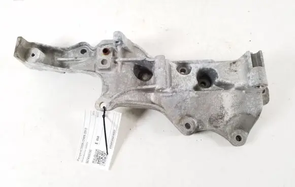 Peugeot 3008 I Generator/alternator bracket 9674969780