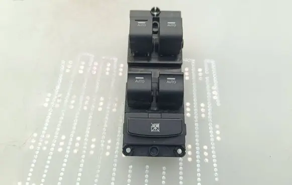 Hyundai i40 Electric window control switch 935703Z300 39R4911000 2011510
