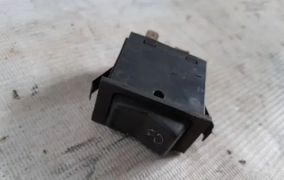 Volkswagen PASSAT B2 Fog light switch 321941535A
