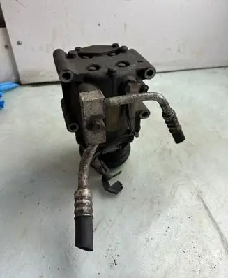 Ford Focus Air conditioning (A/C) compressor (pump) YS4H19D629AC 2804MAR31
