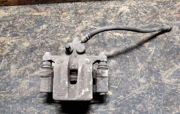 Hyundai ix35 Rear brake caliper DT5
