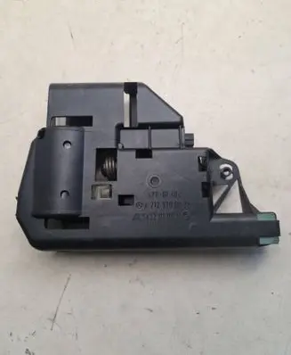 Mercedes-Benz E W212 Seat adjustment motor A2129700026
