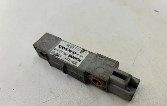 Volvo S70 V70 V70 XC Airbag deployment crash/impact sensor 9452777 000849 240400