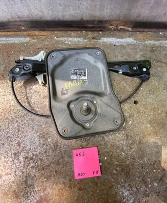 Skoda Fabia Mk2 (5J) Rear door window regulator with motor 5J4839401B 120801