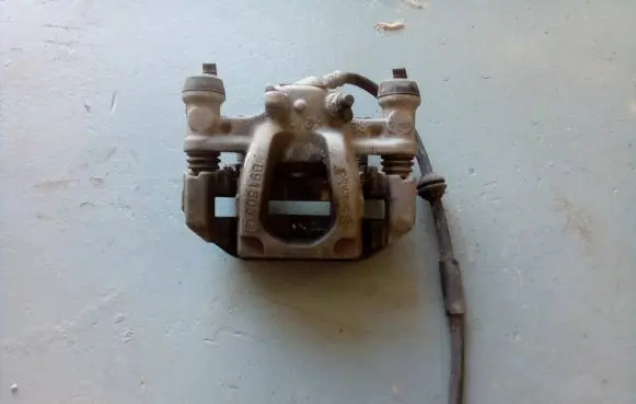 Mercedes-Benz V Class W447 Rear brake caliper B91503 A4474232100