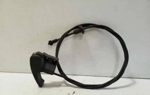 Volkswagen Golf III Engine bonnet/hood lock release cable 1H1823533