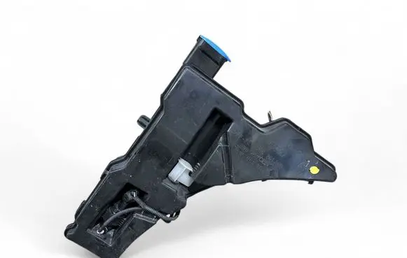 Audi A5 Windshield washer fluid reservoir/tank 8W6250 8W6955451