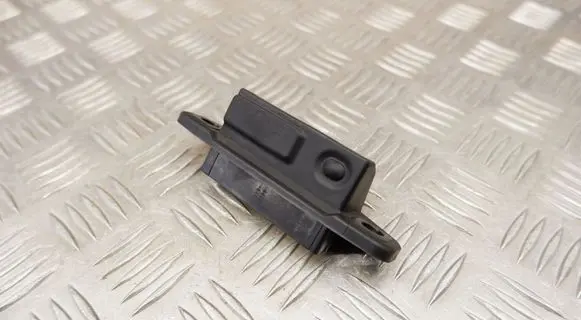 Lexus RX 450H Tailgate opening switch 8484028050