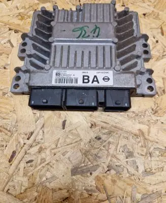 Nissan Qashqai Engine control unit/module 23710JD59C S180033107A