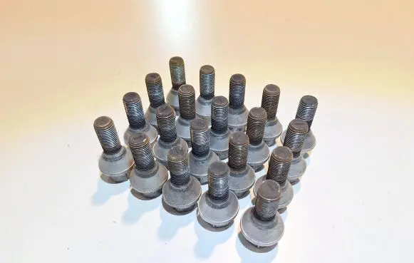 Opel Vivaro Nuts/bolts 90808