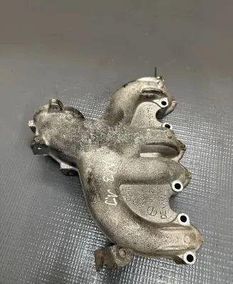 Audi A3 S3 8P Intake manifold 03G129713K