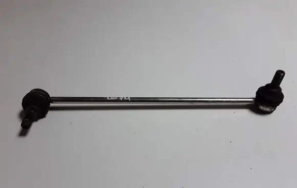 Volkswagen Tiguan Front anti-roll bar/stabilizer link 5Q0411315A