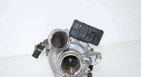 BMW 5 F10 F11 Turbo 7823202 7823270 11657823270