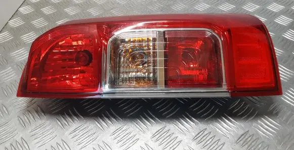 Nissan Navara D23 Rear/tail lights