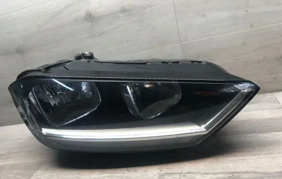 Volkswagen Golf Sportsvan Headlight/headlamp 517941006B 90056170