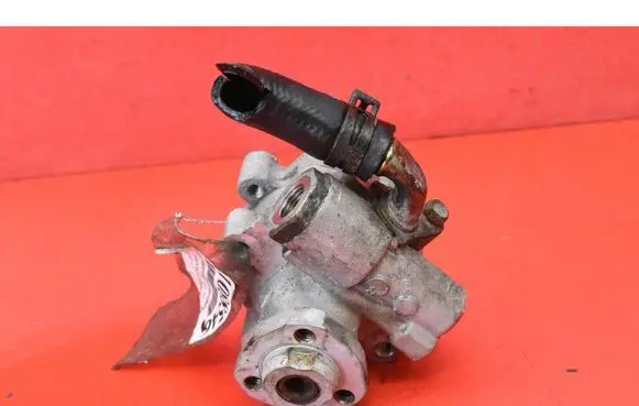 Volkswagen Transporter - Caravelle T5 Power steering pump 