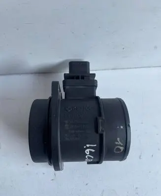Hyundai Tucson TL Mass air flow meter 9021050002