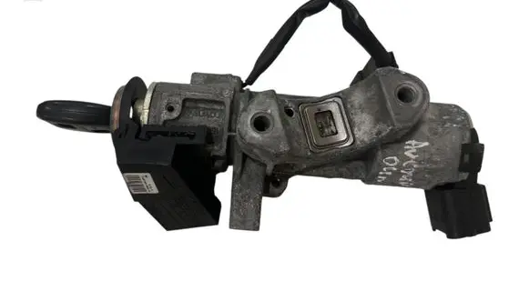 Toyota Avensis T250 Ignition lock 450200504