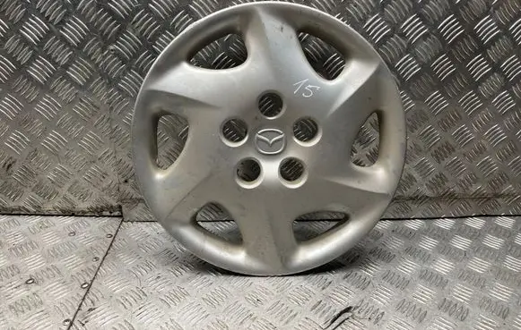 Mazda 6 R15 wheel hub/cap/trim 